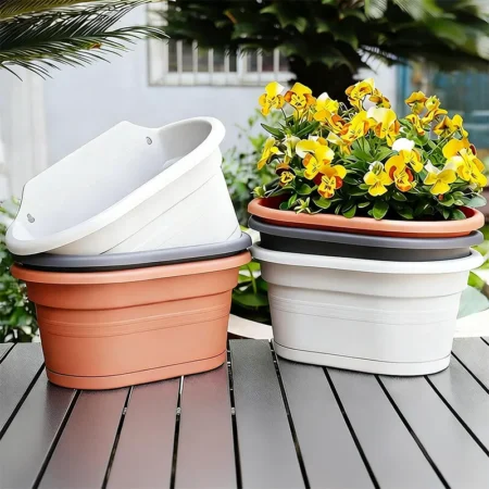 Wall-Mounted Hanging Planter